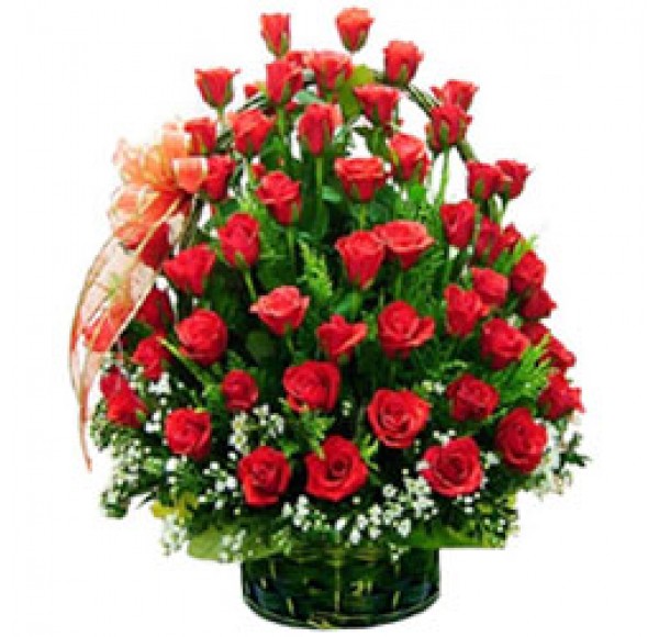 Dazzling Dreamland Premium Red Roses in a Basket